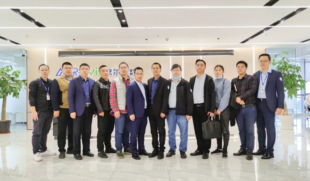 1607907666524077786.jpg 640.webp.jpg